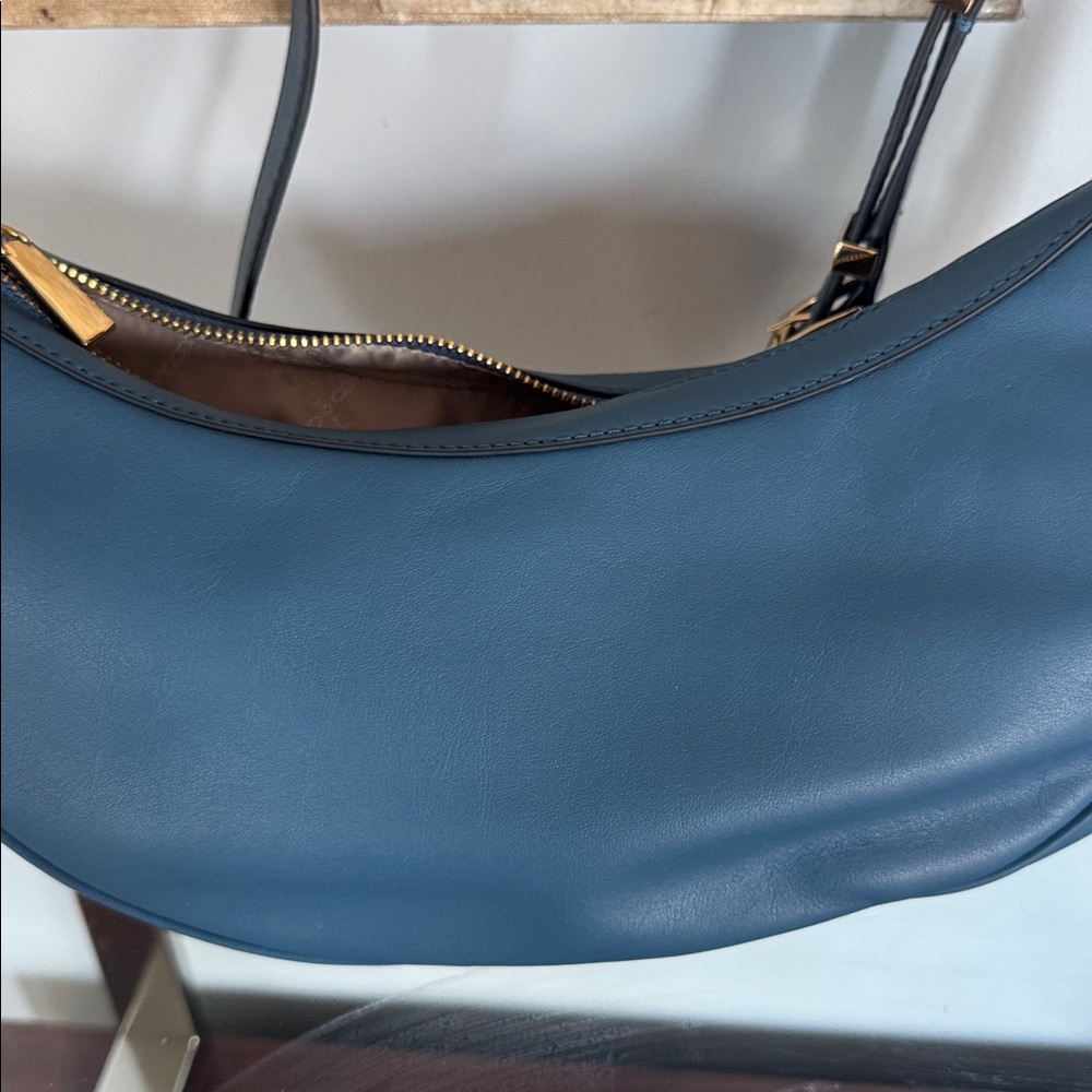 Michael Kors Avra Shoulder Bag - Picture 6 of 11